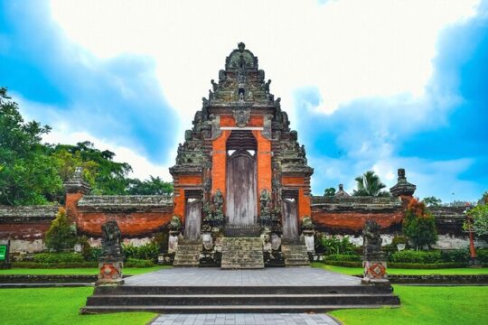 Bali Monkey Forest, Mengwi Temple, and Tanah Lot Afternoon Tour